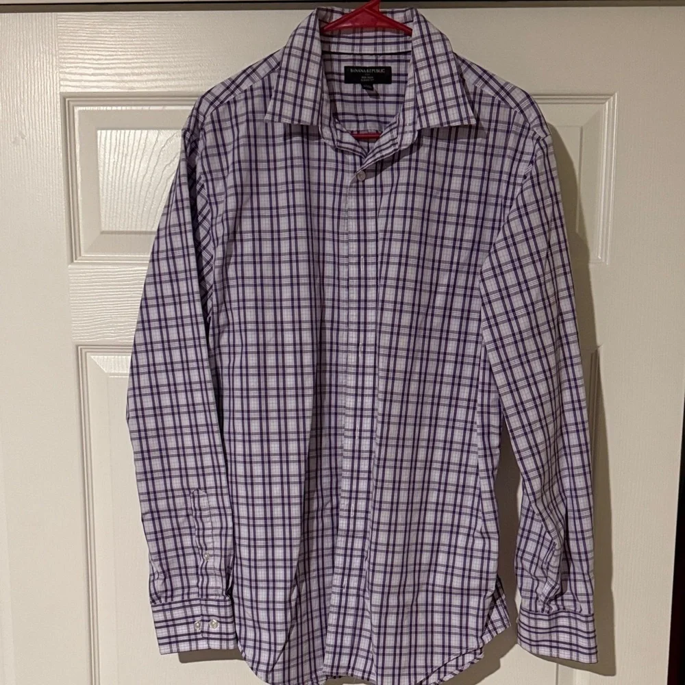 Banana Republic Men's Purple Plaid Button Down Shirt